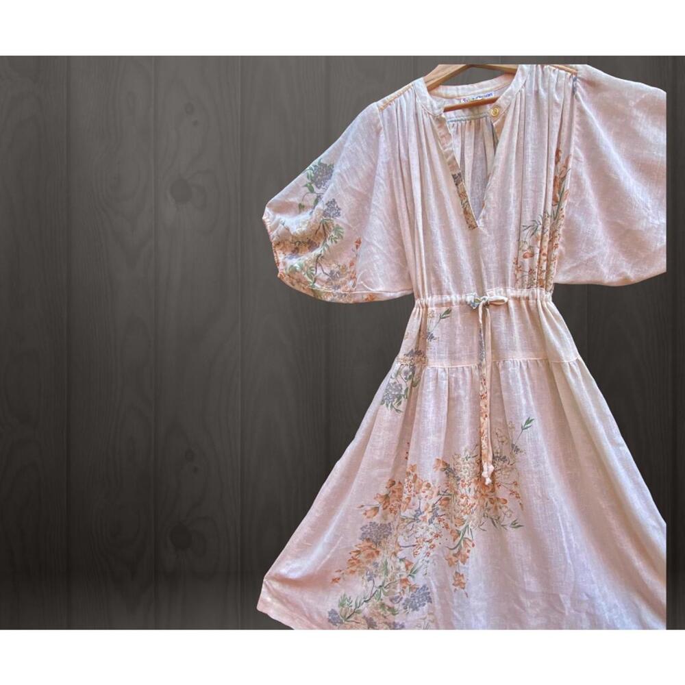 Vintage 70's Gauze dress w floral  print. Balloon sleeves & drawstring waist SM